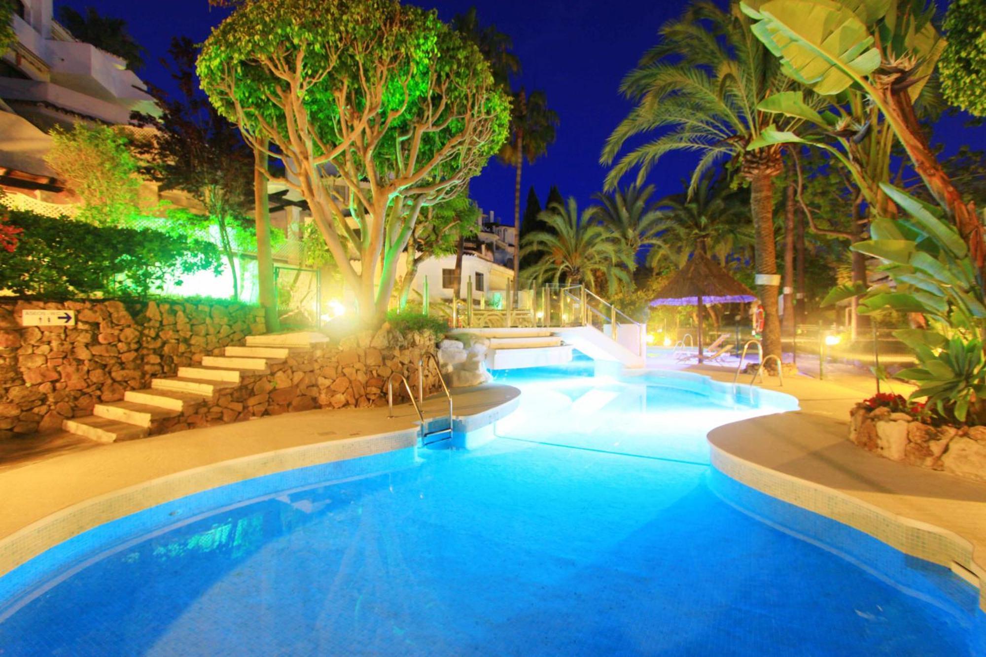1108 Beachfront 2 Apartments With Roofterrace 80Mtrgt Beach 3 Pools Marbella Exteriér fotografie